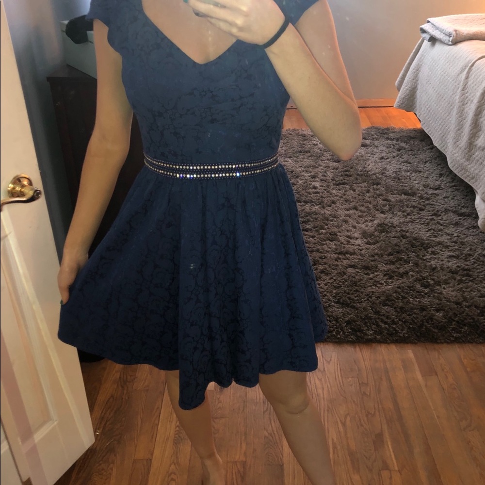 Francescas blue lace dress - Picture 2 of 4